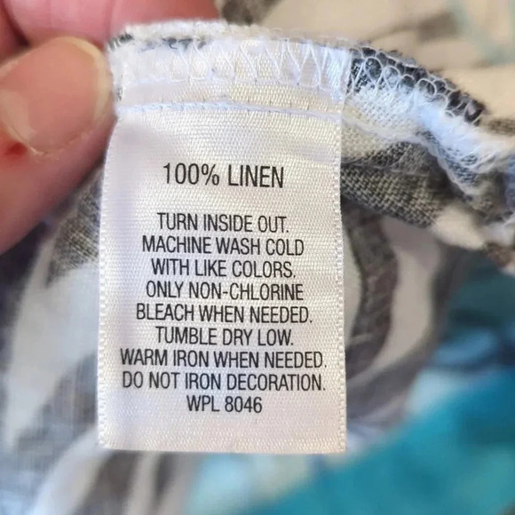 Linen Fashion Top - Picture 9 of 10